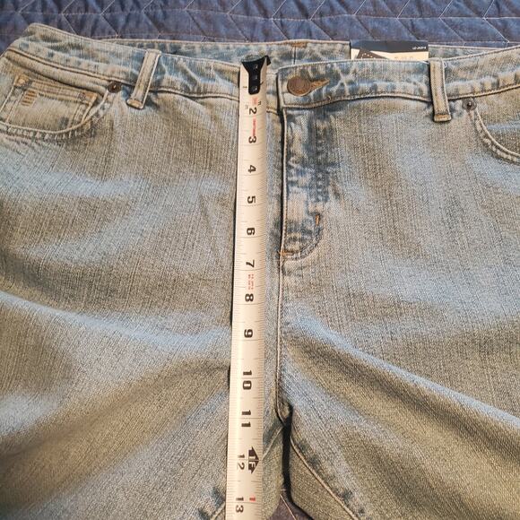 NEW Lands' End Size 16P (37x27.5) Straight Boot Cut Jeans Antique Light Wash - Picture 8 of 10